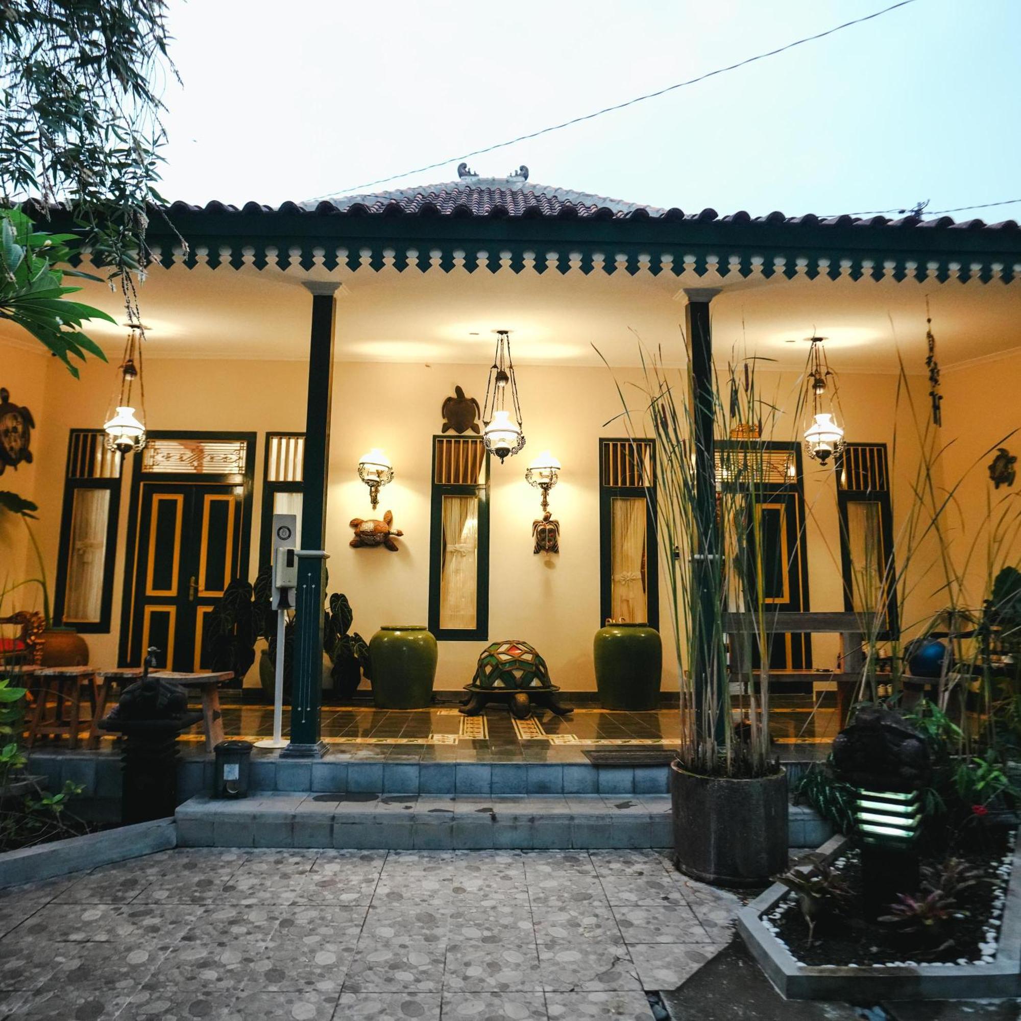 Omahkura 1 Apartment Yogyakarta Exterior foto